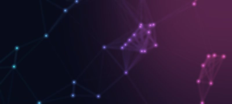 Сильных людей не нанимают на hh. Их знакомят